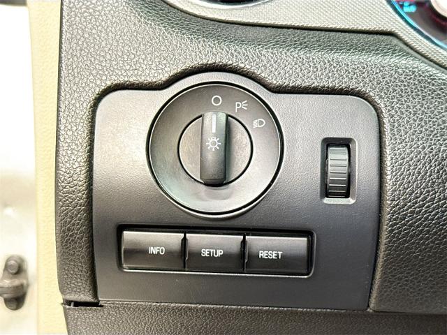 2011 Ford Mustang Vehicle Photo in EVERETT, WA 98203-5662