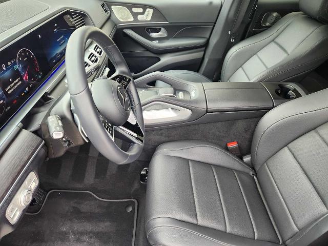 2025 Mercedes-Benz GLS Vehicle Photo in HOUSTON, TX 77079
