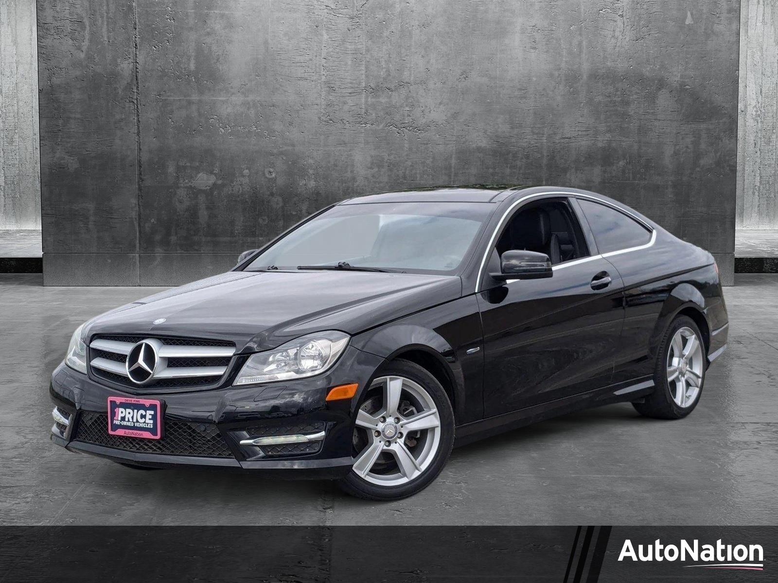 2012 Mercedes-Benz C-Class Vehicle Photo in Valencia, CA 91355