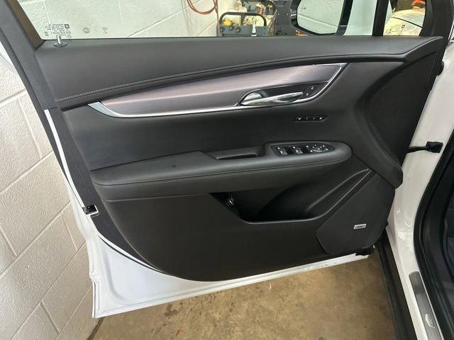 2022 Cadillac XT6 Vehicle Photo in MEDINA, OH 44256-9631