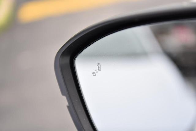 2025 Nissan Pathfinder Vehicle Photo in Ballwin, MO 63011