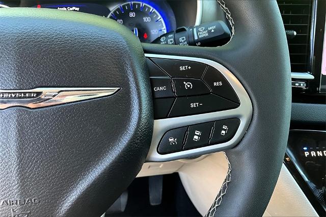 2023 Chrysler Pacifica Vehicle Photo in Tulsa, OK 74145