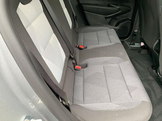 2024 Chevrolet Trax Vehicle Photo in MOON TOWNSHIP, PA 15108-2571