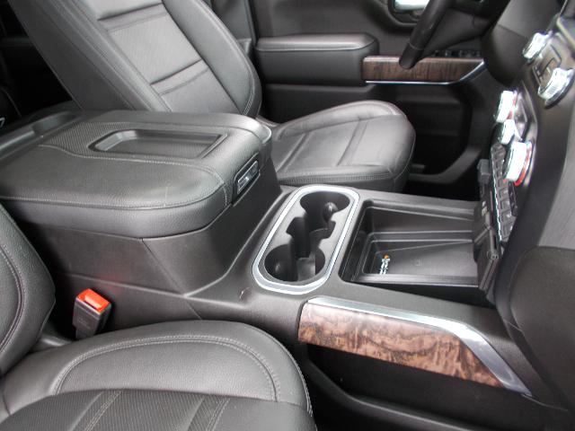 2021 GMC Sierra 2500 HD Vehicle Photo in LOWELL, MA 01852-4336