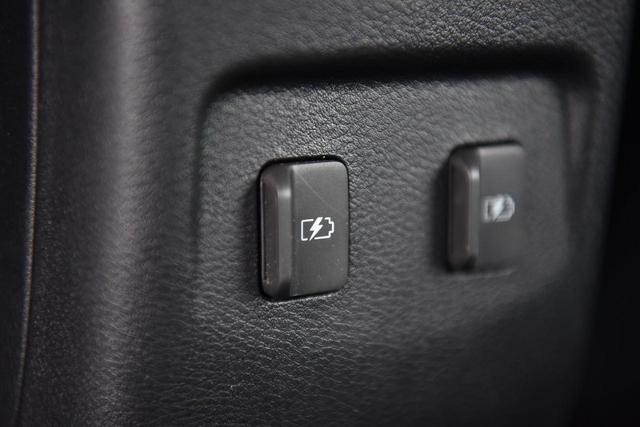 2024 Nissan Kicks Vehicle Photo in Ballwin, MO 63011