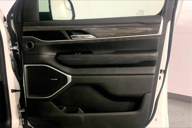 2022 Jeep Wagoneer Vehicle Photo in Kansas City, MO 64114