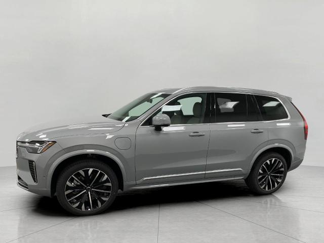 2025 Volvo XC90 Plug-In Hybrid Vehicle Photo in Appleton, WI 54913