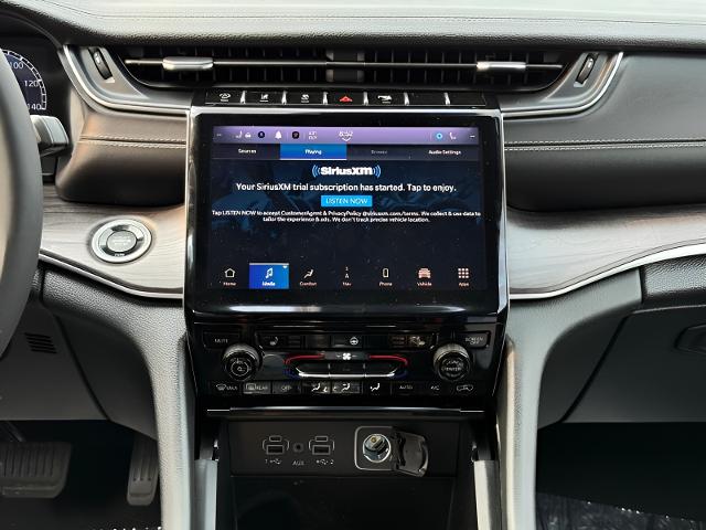 2023 Jeep Grand Cherokee Vehicle Photo in MADISON, WI 53713-3220