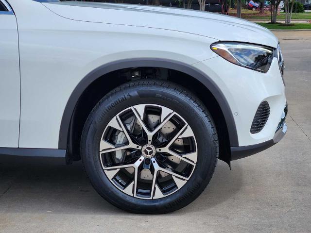 2025 Mercedes-Benz GLC Vehicle Photo in HOUSTON, TX 77079