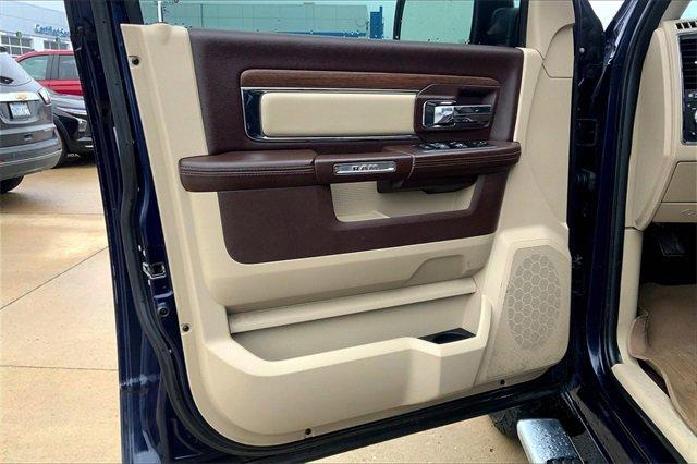 2017 Ram 1500 Vehicle Photo in TOPEKA, KS 66609-0000