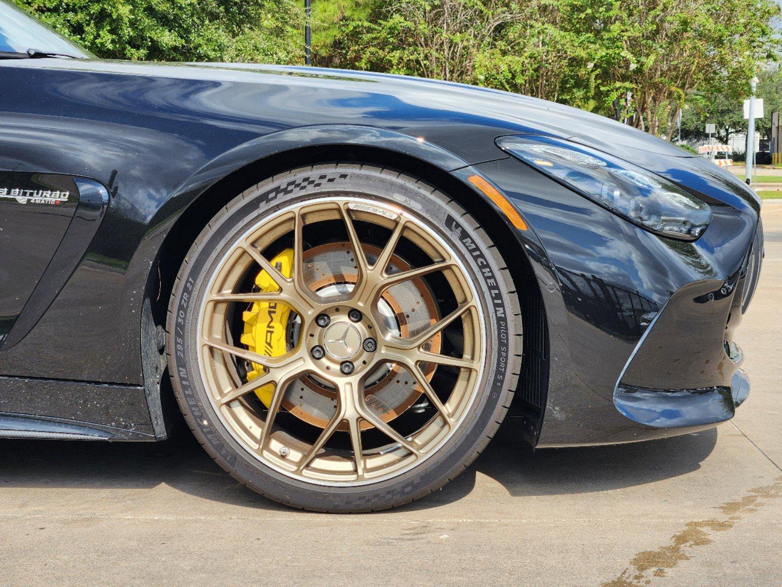 2025 Mercedes-Benz AMG GT Vehicle Photo in HOUSTON, TX 77079