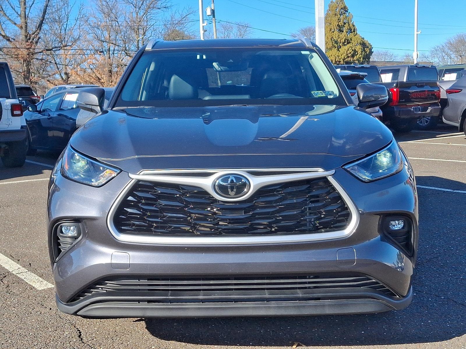 2023 Toyota Highlander Vehicle Photo in Trevose, PA 19053