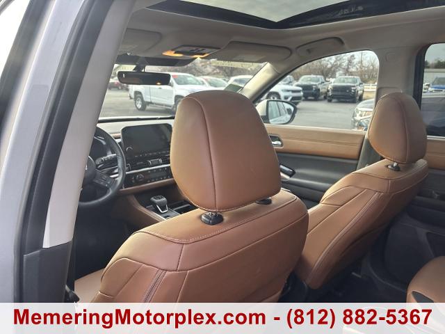 2024 Nissan Pathfinder Vehicle Photo in VINCENNES, IN 47591-5519