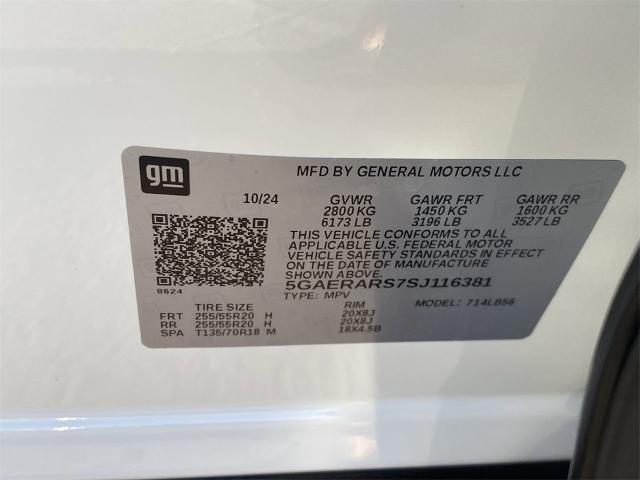 2025 Buick Enclave Vehicle Photo in GOODYEAR, AZ 85338-1310