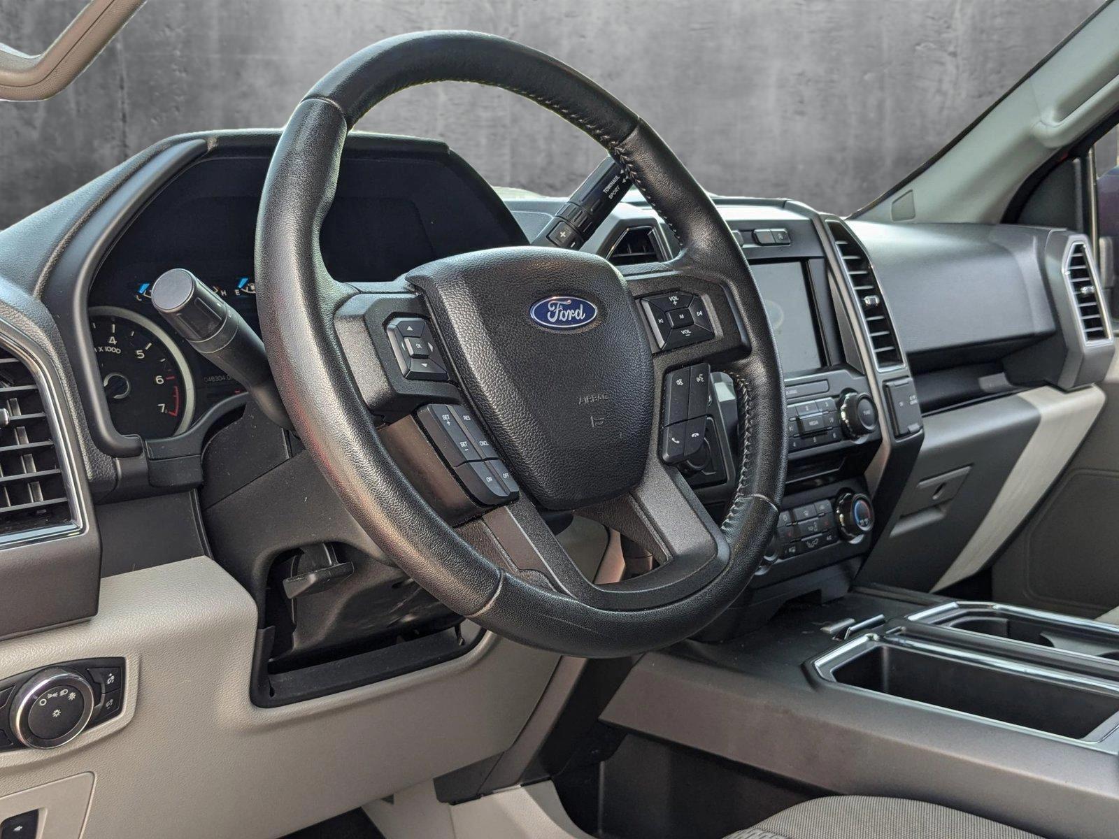 2017 Ford F-150 Vehicle Photo in St. Petersburg, FL 33713