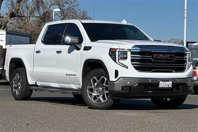 2023 GMC Sierra 1500 Vehicle Photo in ELK GROVE, CA 95757-8703