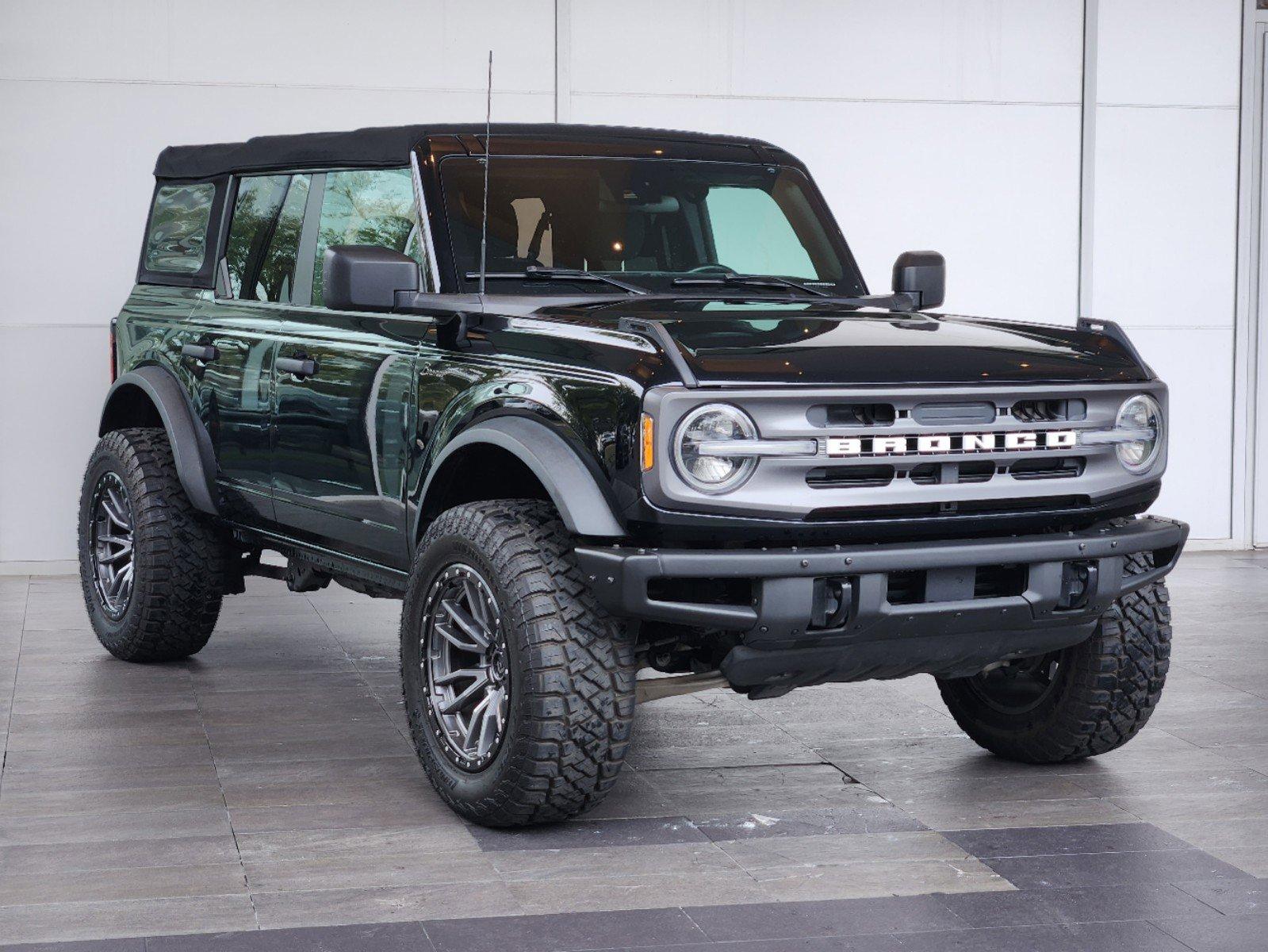 2022 Ford Bronco Vehicle Photo in HOUSTON, TX 77079-1502