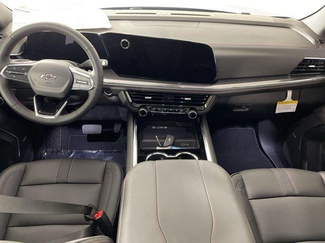 2025 Chevrolet Suburban Vehicle Photo in PHOENIX, AZ 85014-3381