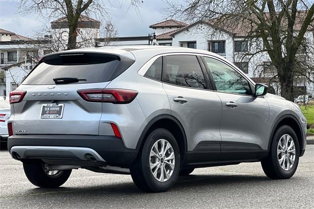 2024 Ford Escape Vehicle Photo in ELK GROVE, CA 95757-8703