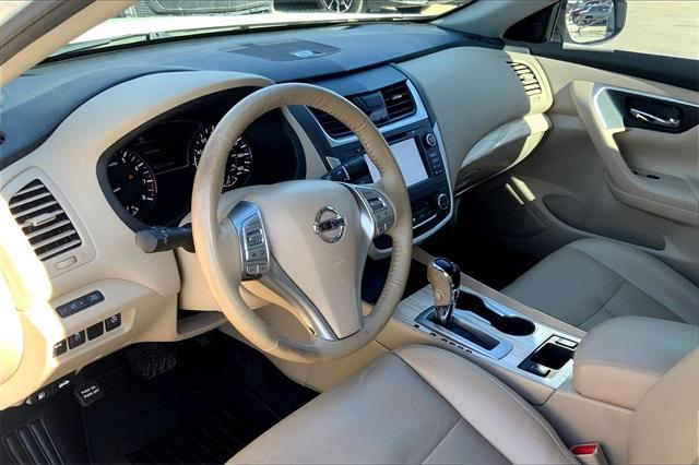 2017 Nissan Altima Vehicle Photo in KANSAS CITY, MO 64114-4545