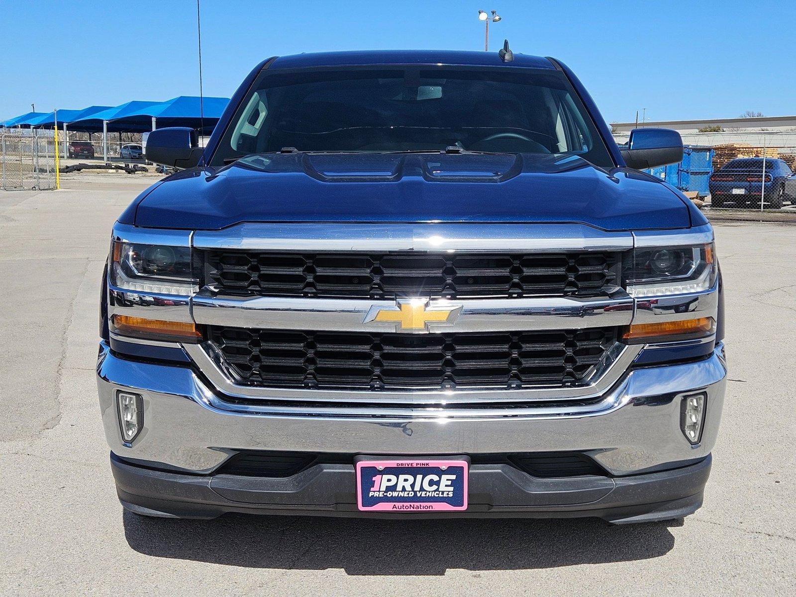 2017 Chevrolet Silverado 1500 Vehicle Photo in NORTH RICHLAND HILLS, TX 76180-7199