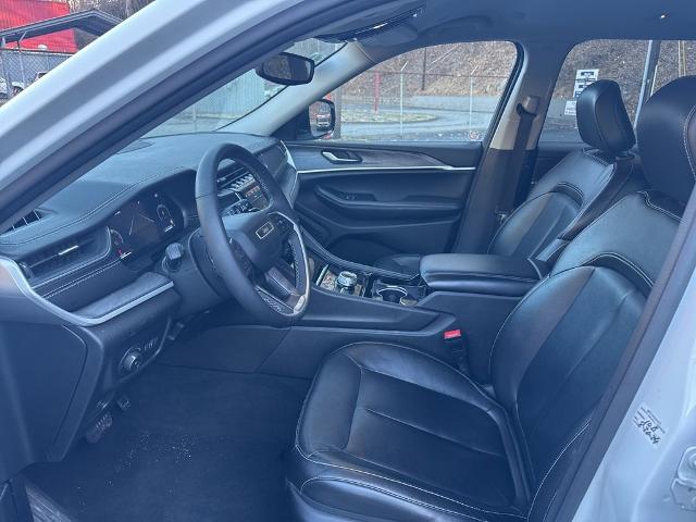2023 Jeep Grand Cherokee L Vehicle Photo in MARION, NC 28752-6372