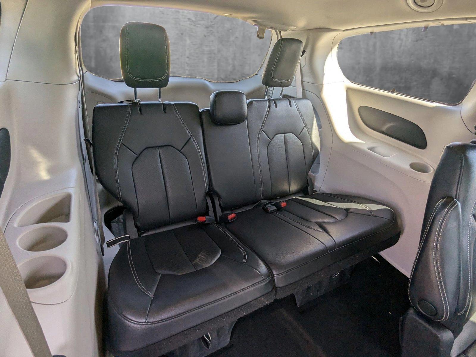 2022 Chrysler Pacifica Vehicle Photo in Spokane Valley, WA 99212