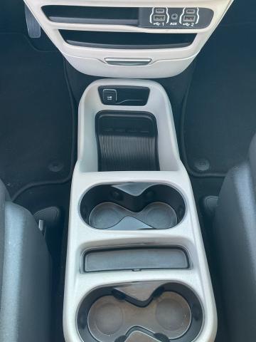 2023 Chrysler Voyager Vehicle Photo in Kaukauna, WI 54130