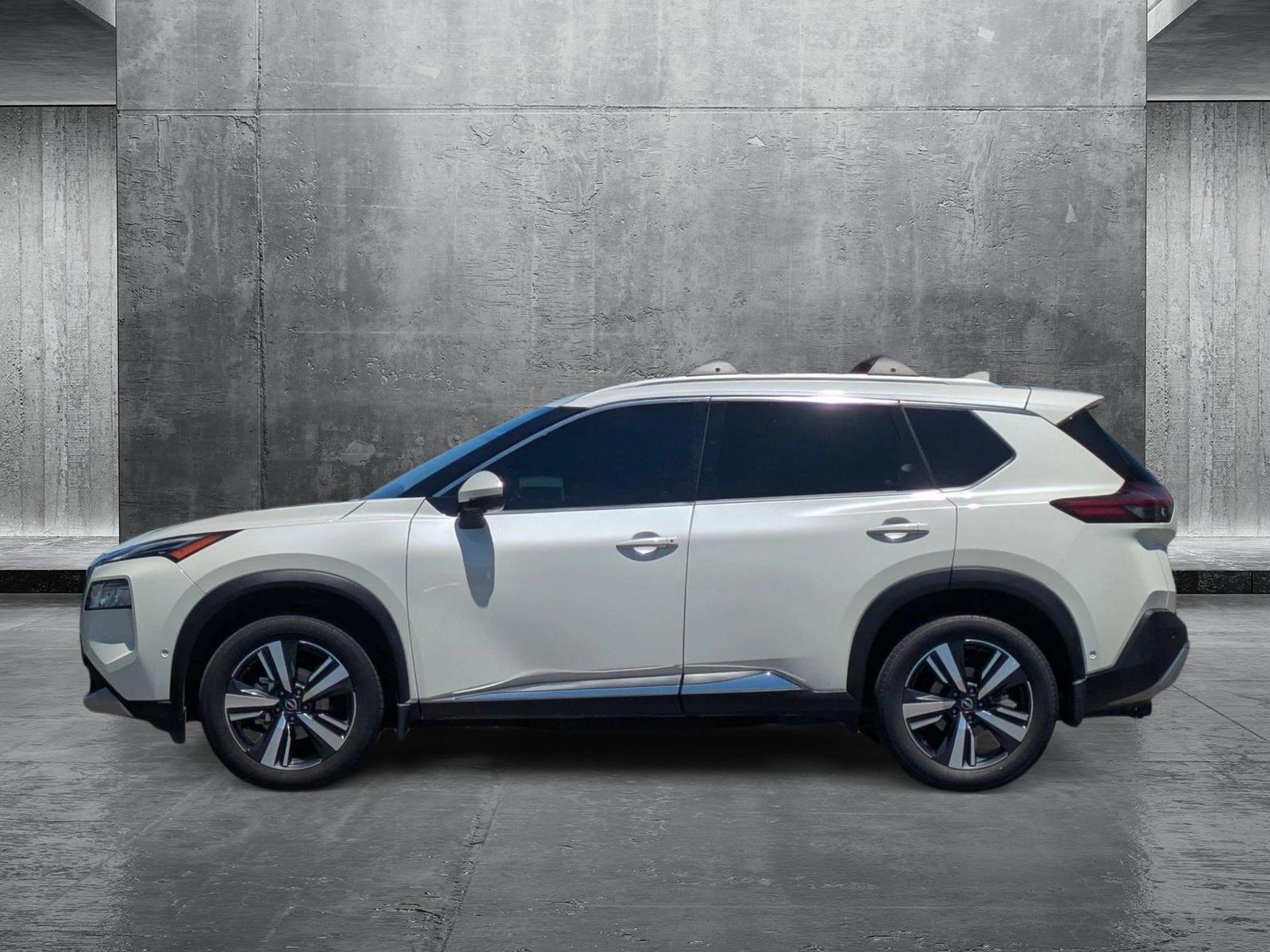 2022 Nissan Rogue Vehicle Photo in Valencia, CA 91355-1794