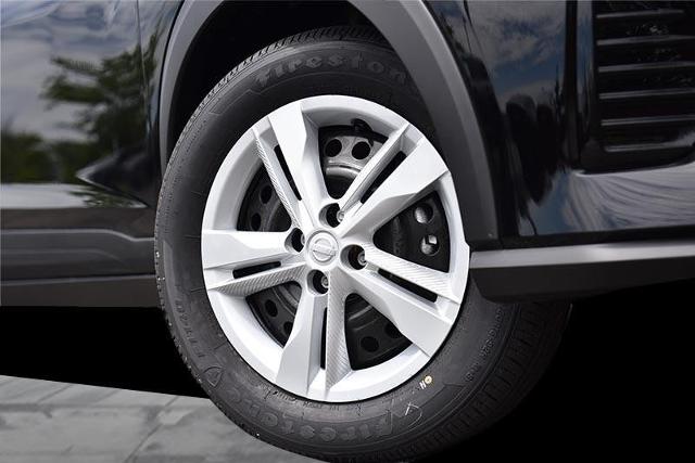 2025 Nissan Kicks Play Vehicle Photo in Ballwin, MO 63011