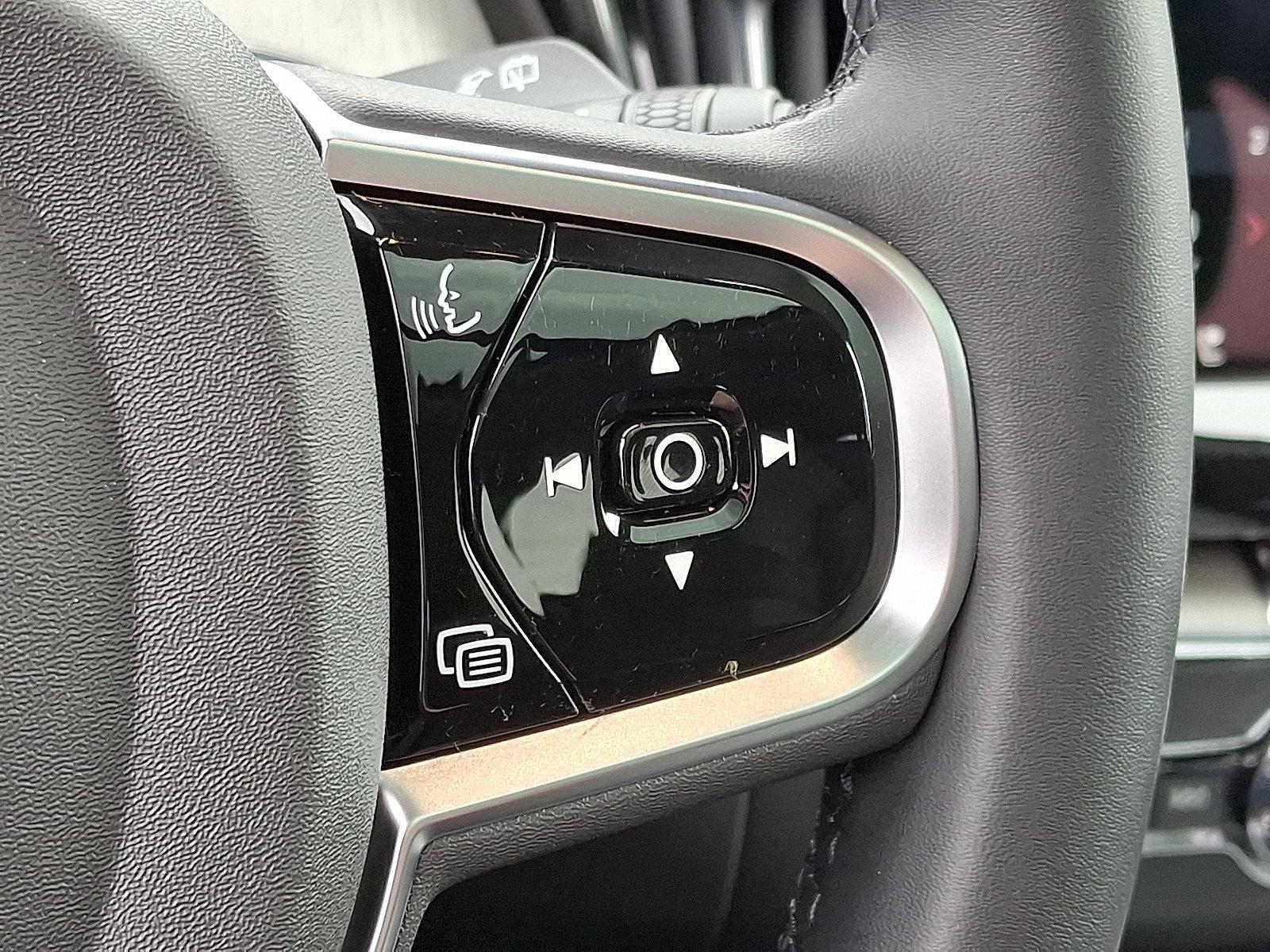 2025 Volvo XC60 Plug-In Hybrid Vehicle Photo in Trevose, PA 19053