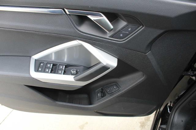 2024 Audi Q3 Vehicle Photo in HOUSTON, TX 77090