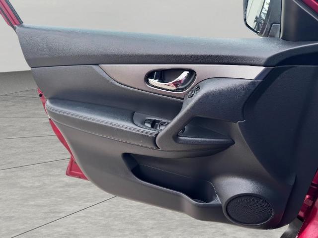 2016 Nissan Rogue Vehicle Photo in Oshkosh, WI 54901