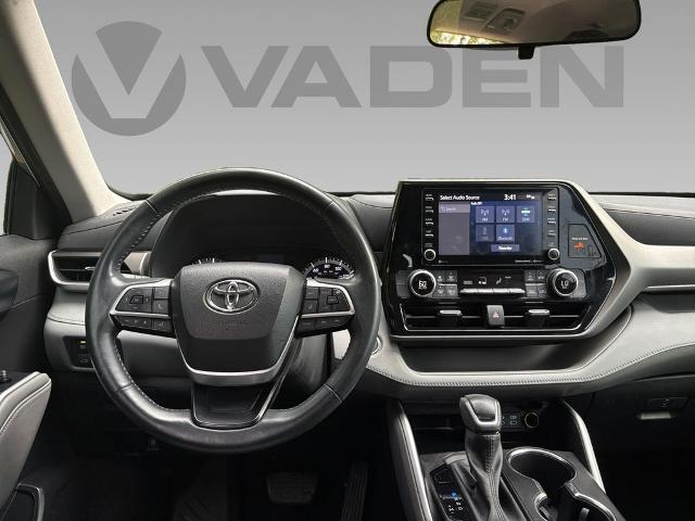 2022 Toyota Highlander Vehicle Photo in Statesboro, GA 30458