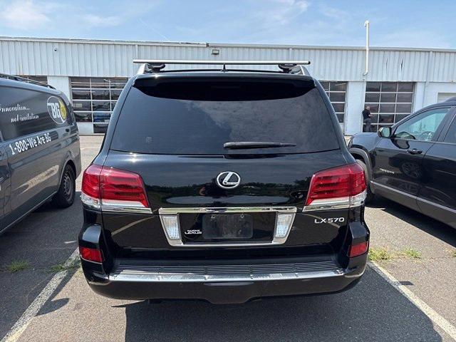 2013 Lexus LX 570 Vehicle Photo in TREVOSE, PA 19053-4984