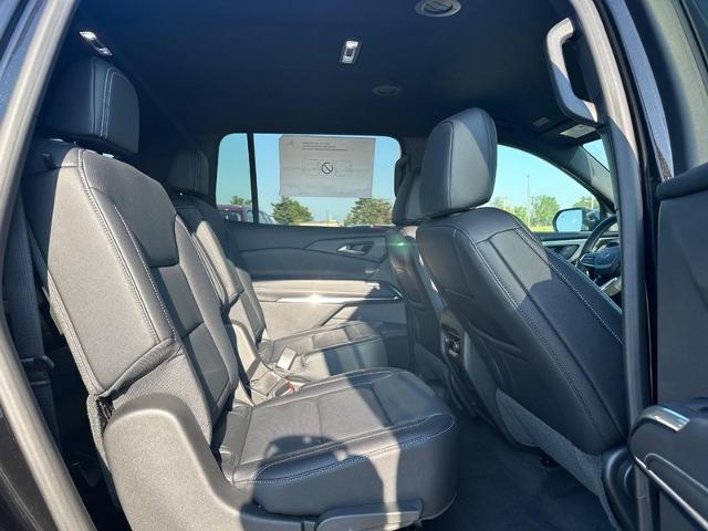2026 Chevrolet Traverse Vehicle Photo in COLUMBIA, MO 65203-3903