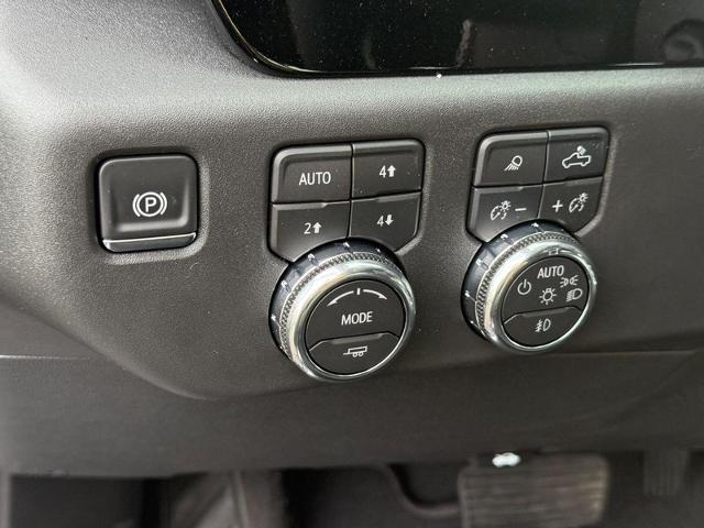 2026 GMC Sierra 1500 Vehicle Photo in COLUMBIA, MO 65203-3903