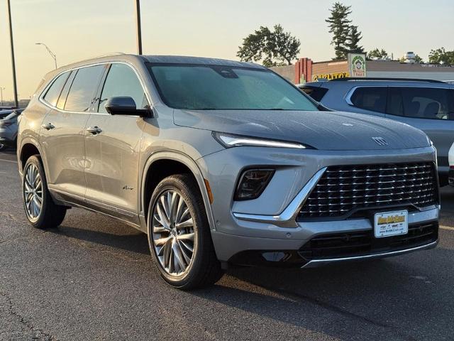 2025 Buick Enclave Vehicle Photo in COLUMBIA, MO 65203-3903