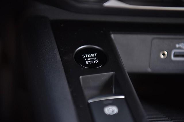 2025 Nissan Kicks Vehicle Photo in Ballwin, MO 63011