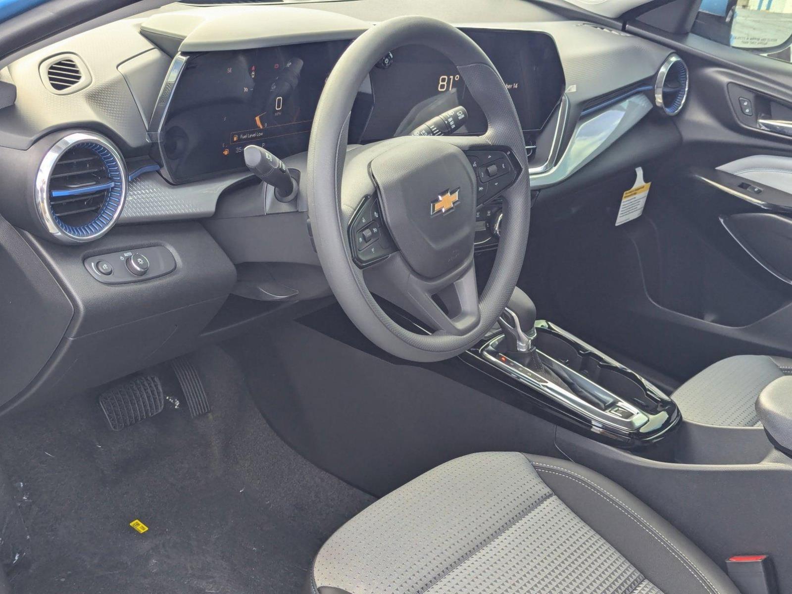 2025 Chevrolet Trax Vehicle Photo in PEMBROKE PINES, FL 33024-6534