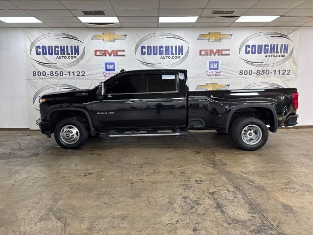 Used 2022 Chevrolet Silverado 3500HD High Country with VIN 1GC4YVEY2NF276142 for sale in London, OH