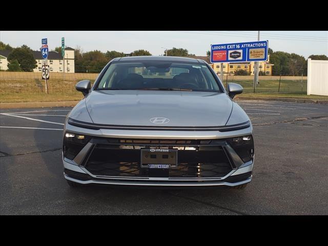 2024 Hyundai SONATA Vehicle Photo in Shiloh, IL 62269