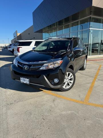 2015 Toyota RAV4 Vehicle Photo in Peoria, IL 61615