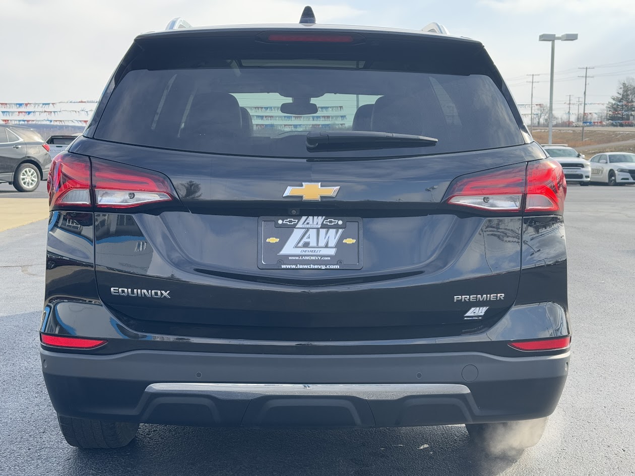 2022 Chevrolet Equinox Vehicle Photo in BOONVILLE, IN 47601-9633