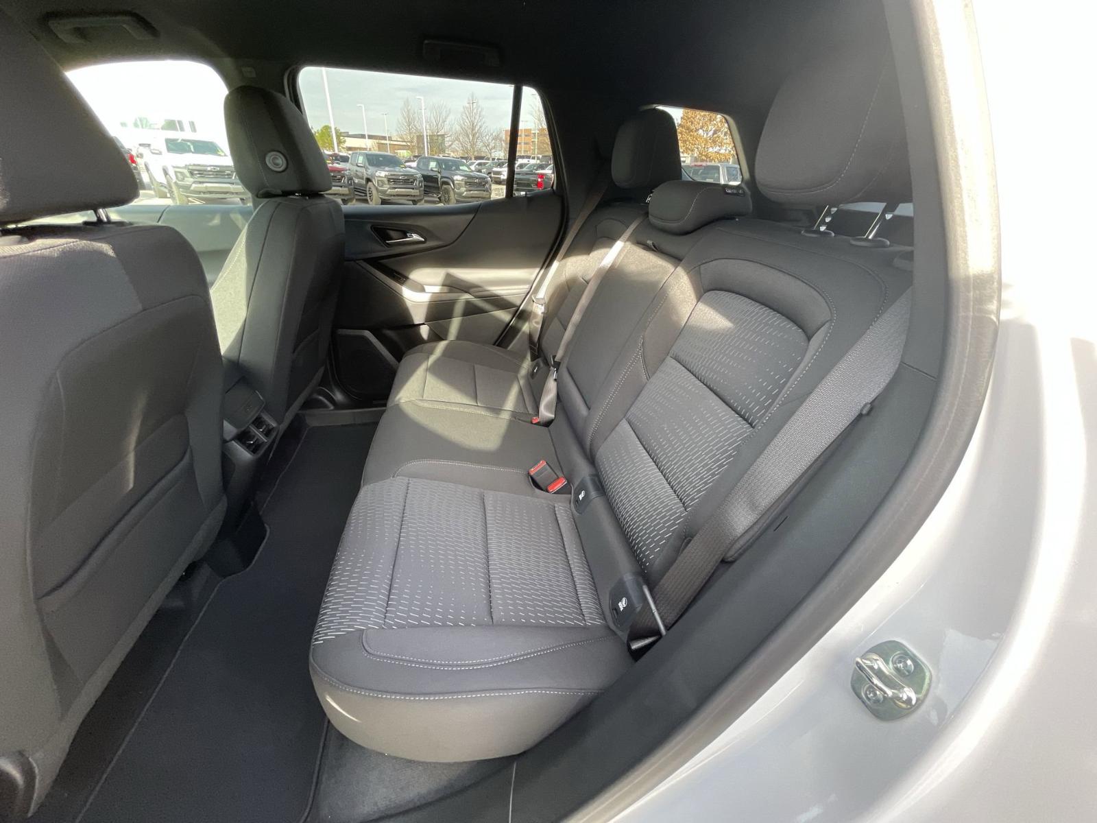 2025 Chevrolet Equinox Vehicle Photo in BENTONVILLE, AR 72712-4322