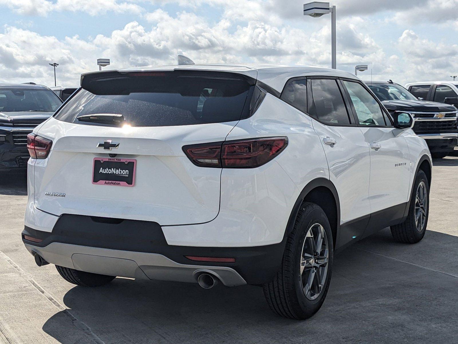 2025 Chevrolet Blazer Vehicle Photo in MIAMI, FL 33172-3015