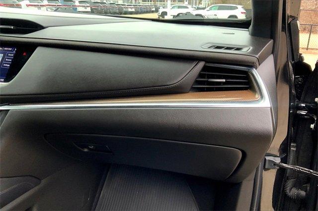 2024 Cadillac XT5 Vehicle Photo in KANSAS CITY, MO 64114-4545