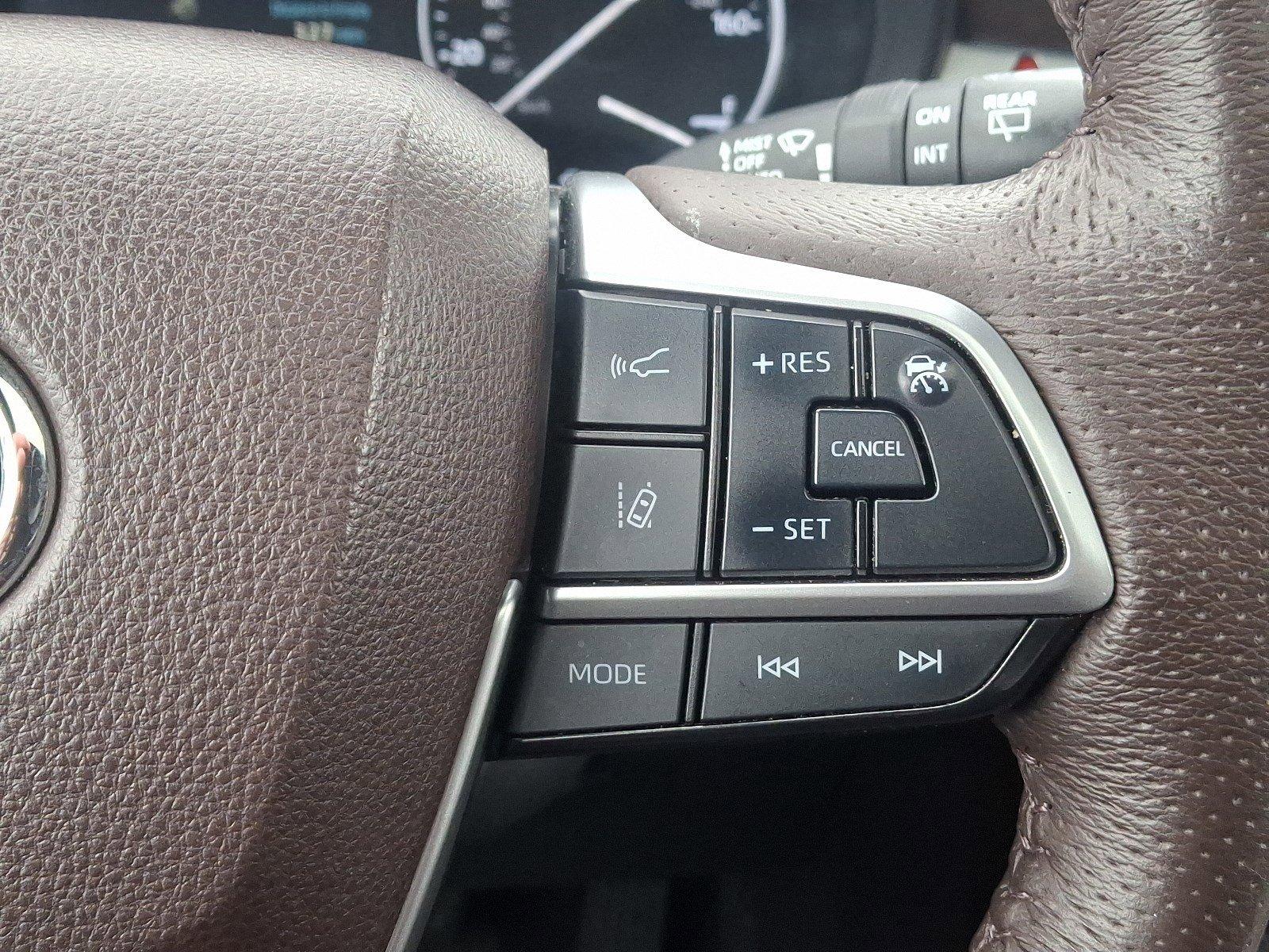 2021 Toyota Sienna Vehicle Photo in Harrisburg, PA 17111