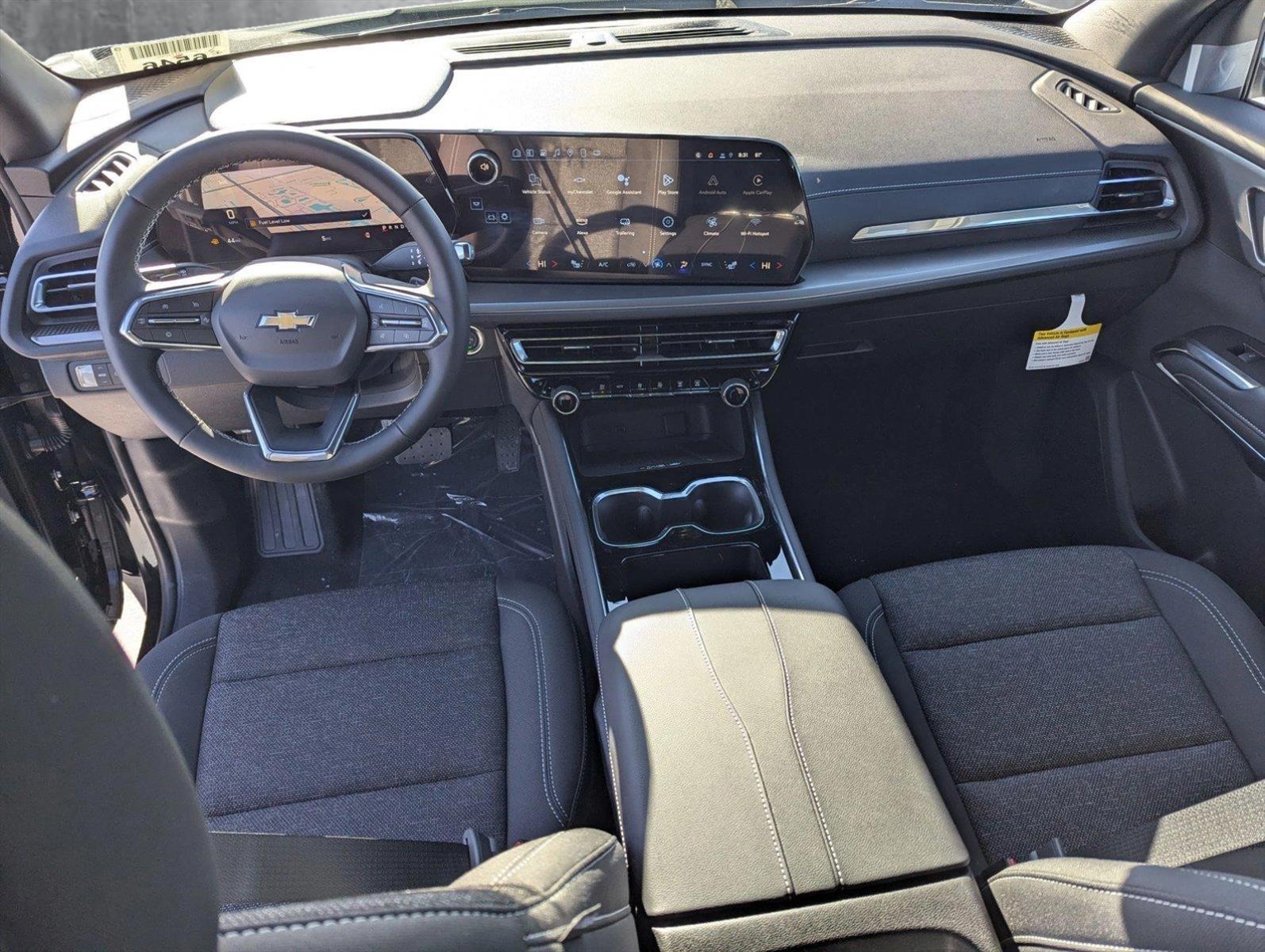 2025 Chevrolet Traverse Vehicle Photo in PEMBROKE PINES, FL 33024-6534