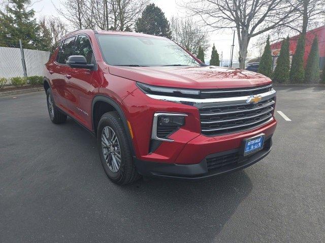 2025 Chevrolet Traverse Vehicle Photo in EVERETT, WA 98203-5662